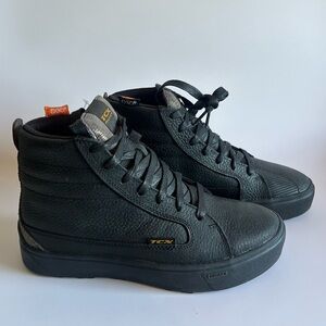 TCX High-Top STREET 3 WP WOMEN'S WATERPROOF MOTORCYCLE SHOES - BLACK/GOLD